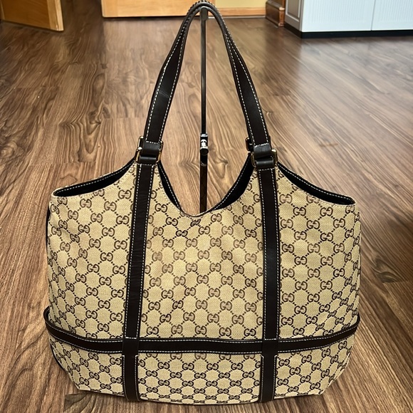 A213 - 💯 % authentic Gucci shoulder bag - Picture 4 of 16